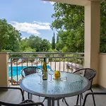 2 Bedroom Amazing In Pinezići