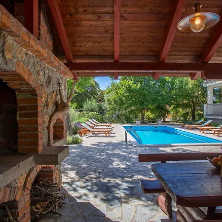 2 Bedroom Lovely In Lejlighed