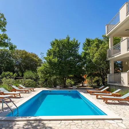 Lejlighed 2 Bedroom Lovely In