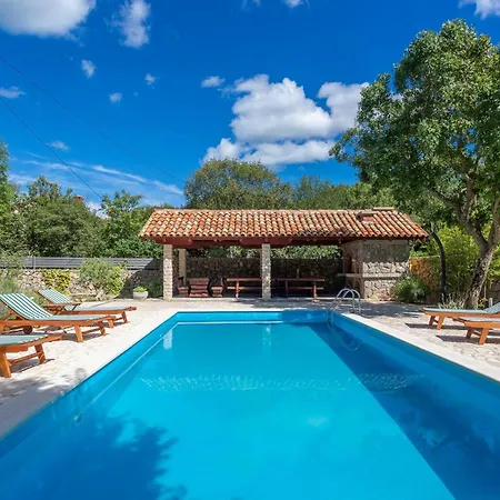 Lejlighed 2 Bedroom Lovely In