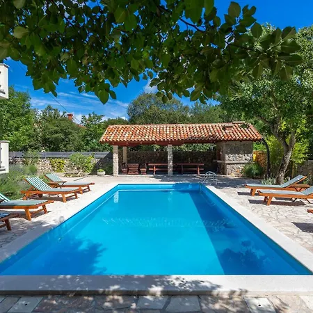 2 Bedroom Amazing In Apartman *