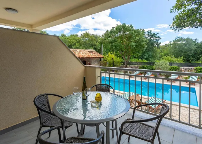 2 Bedroom In * Pinezići