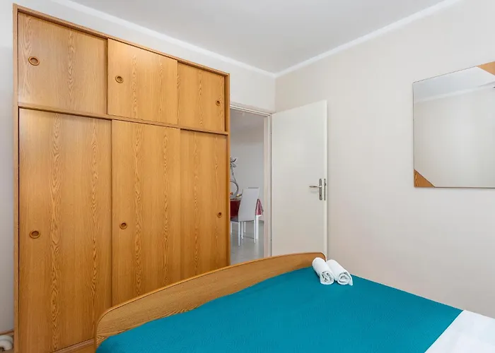 2 Bedroom In アパート Pinezići