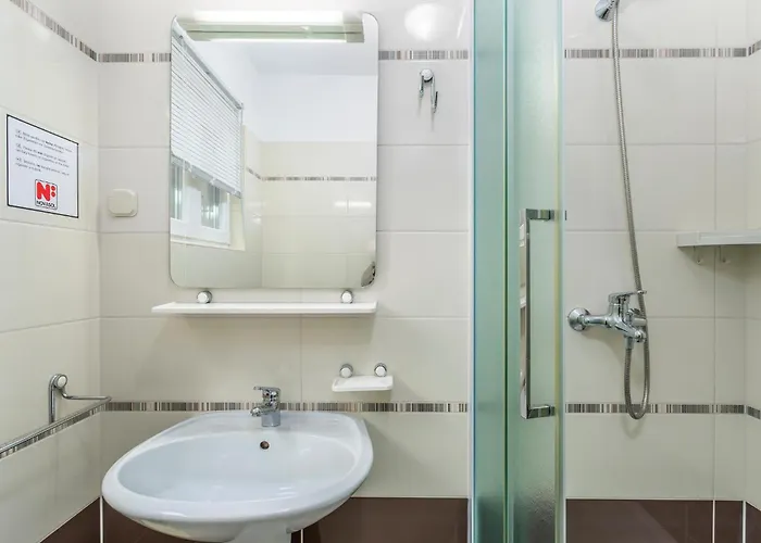 2 Bedroom In * Pinezici (Krk)