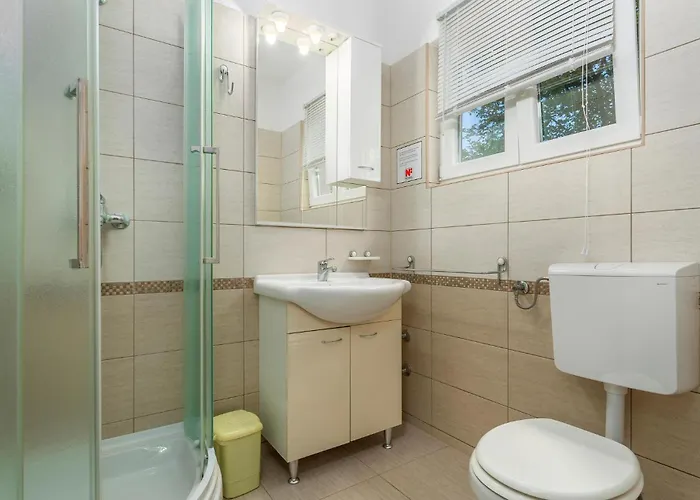 Apartment 2 Bedroom In *