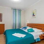 شقة 2 Bedroom Amazing In Pinezići